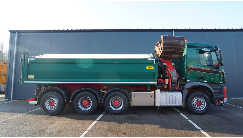 Mercedes-Benz AROCS 3542 8X4 2 SIDE TIPPER WITH HMF Z 1943 CRANE 407.000KM - شاحنة كرين: صور 4 Mercedes-Benz AROCS 3542 8X4 2 SIDE TIPPER WITH HMF Z 1943 CRANE 407.000KM - شاحنة كرين: صور 4