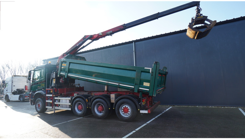 Mercedes-Benz AROCS 3542 8X4 2 SIDE TIPPER WITH HMF Z 1943 CRANE 407.000KM - شاحنة كرين: صور 3 Mercedes-Benz AROCS 3542 8X4 2 SIDE TIPPER WITH HMF Z 1943 CRANE 407.000KM - شاحنة كرين: صور 3