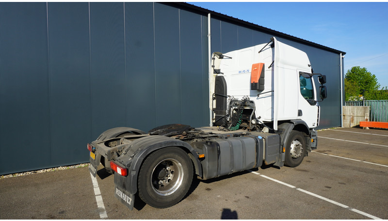 تأجير Renault PREMIUM 370 EURO5 685.400KM Renault PREMIUM 370 EURO5 685.400KM: صور 7 تأجير Renault PREMIUM 370 EURO5 685.400KM Renault PREMIUM 370 EURO5 685.400KM: صور 7