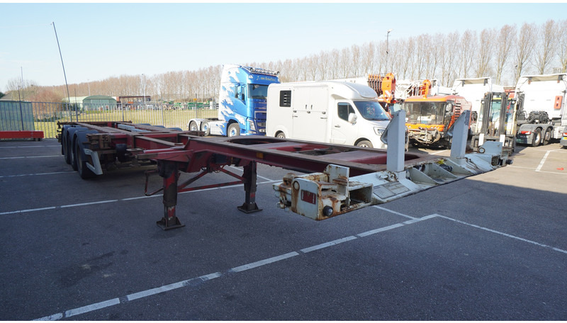 Renders 3 AXLE EXTENDABLE CONTAINER TRANSPORT TRAILER - شاحنات الحاويات/ جسم علوي قابل للتغيير نصف مقطورة: صور 3 Renders 3 AXLE EXTENDABLE CONTAINER TRANSPORT TRAILER - شاحنات الحاويات/ جسم علوي قابل للتغيير نصف مقطورة: صور 3