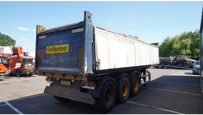 Renders 3 AXLE TIPPER TRAILER - قلابة نصف مقطورة: صور 5 Renders 3 AXLE TIPPER TRAILER - قلابة نصف مقطورة: صور 5
