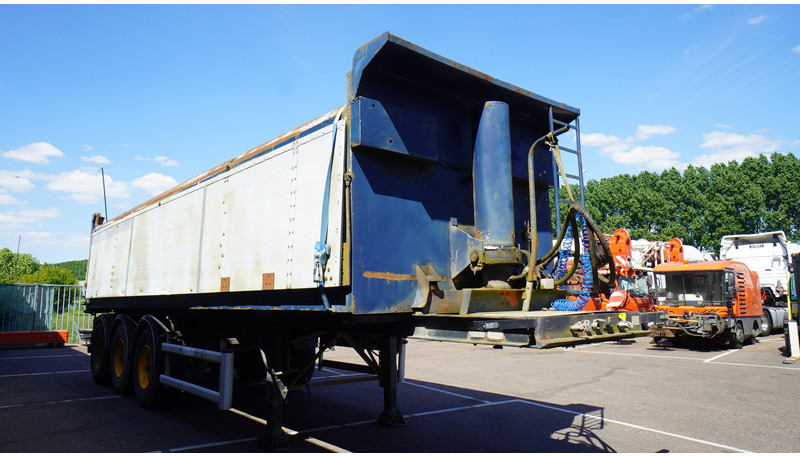 Renders 3 AXLE TIPPER TRAILER - قلابة نصف مقطورة: صور 3 Renders 3 AXLE TIPPER TRAILER - قلابة نصف مقطورة: صور 3