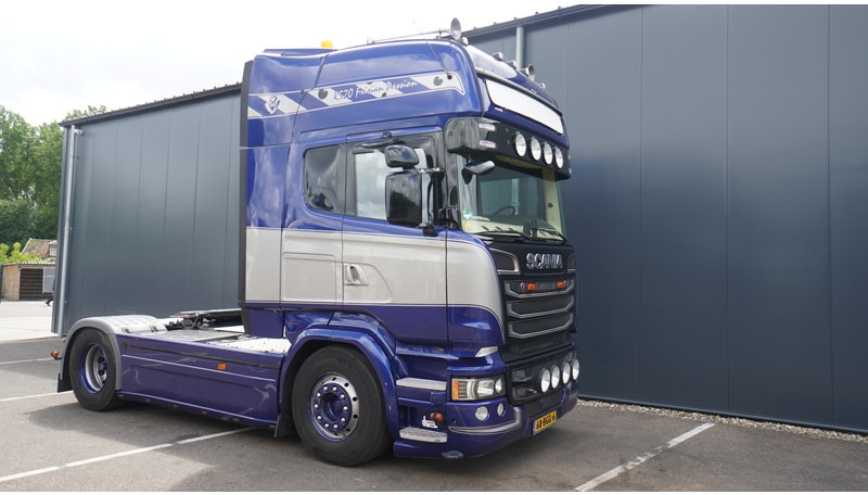 Scania R 520 V8 RETARDER TOPLINE ADR - شاحنة جرار: صور 4 Scania R 520 V8 RETARDER TOPLINE ADR - شاحنة جرار: صور 4