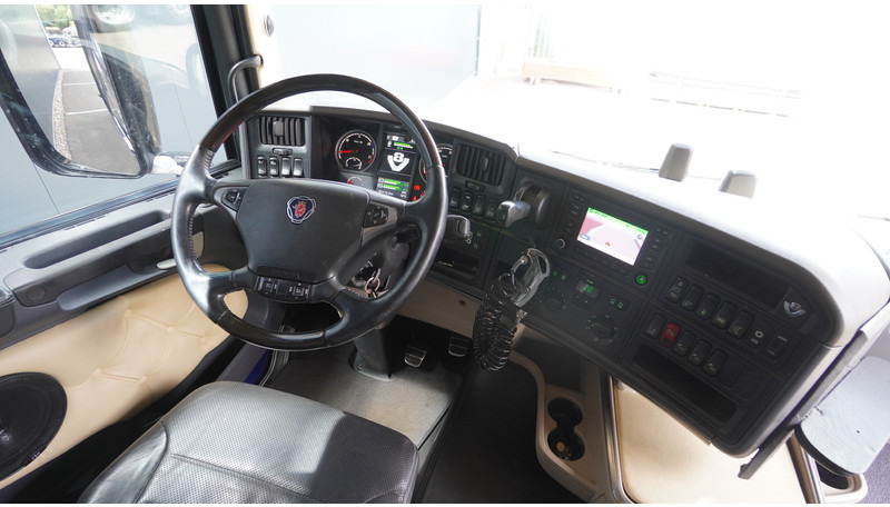 Scania R 520 V8 RETARDER TOPLINE ADR - شاحنة جرار: صور 5 Scania R 520 V8 RETARDER TOPLINE ADR - شاحنة جرار: صور 5