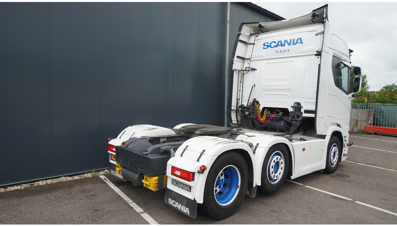 Scania R450 NGS 6X2 TOPLINE RETARDER PTO - شاحنة جرار: صور 4 Scania R450 NGS 6X2 TOPLINE RETARDER PTO - شاحنة جرار: صور 4