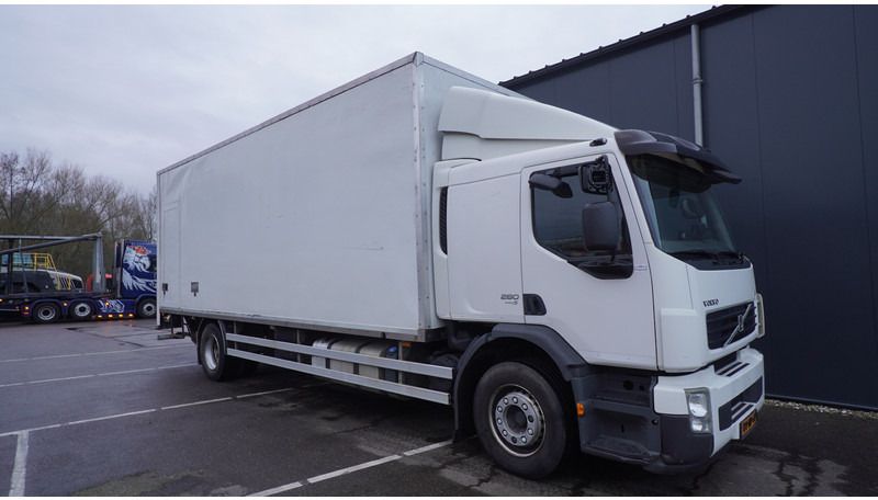 Volvo FE 280 CLOSED BOX 354.000KM MANUAL GEARBOX - بصندوق مغلق شاحنة: صور 4 Volvo FE 280 CLOSED BOX 354.000KM MANUAL GEARBOX - بصندوق مغلق شاحنة: صور 4