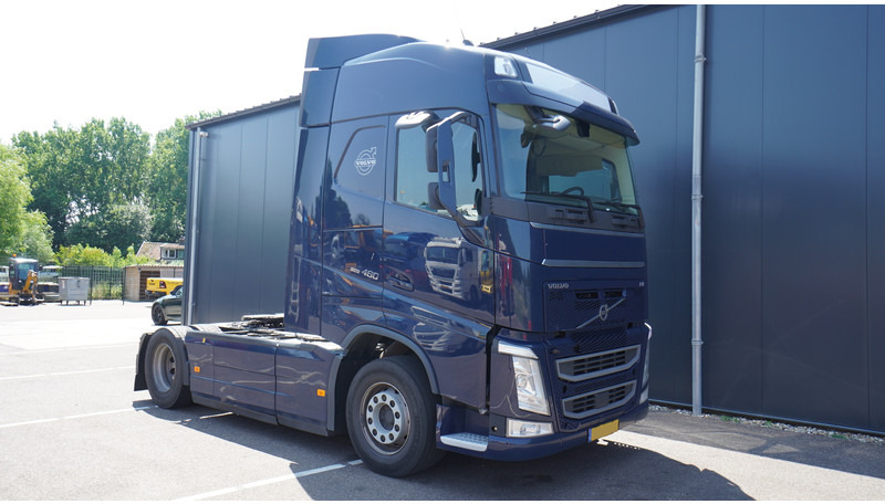 Volvo FH 460 EURO 6 GLOBETROTTER 592.000km - شاحنة جرار: صور 4 Volvo FH 460 EURO 6 GLOBETROTTER 592.000km - شاحنة جرار: صور 4