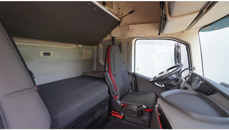 شاحنة جرار Volvo FH 460 EURO 6 GLOBETROTTER: صور 6 شاحنة جرار Volvo FH 460 EURO 6 GLOBETROTTER: صور 6