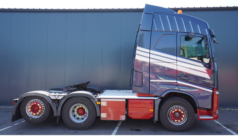 Volvo FH 500 6X2 EURO 6 531.000KM - شاحنة جرار: صور 2 Volvo FH 500 6X2 EURO 6 531.000KM - شاحنة جرار: صور 2