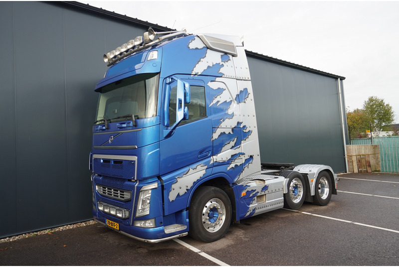 Volvo FH 540 6X2 GLOBETROTTER XL 455.000KM - شاحنة جرار: صور 3 Volvo FH 540 6X2 GLOBETROTTER XL 455.000KM - شاحنة جرار: صور 3