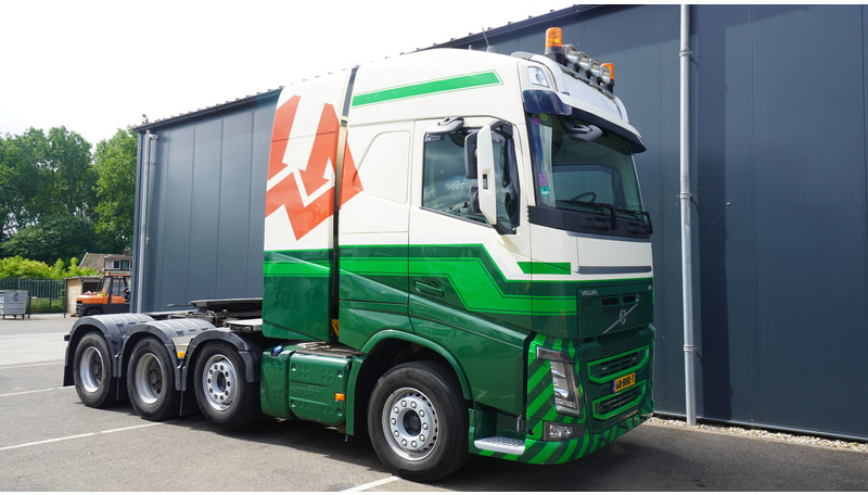 Volvo FH16 750 8X4 260T 683.000KM - شاحنة جرار: صور 4 Volvo FH16 750 8X4 260T 683.000KM - شاحنة جرار: صور 4
