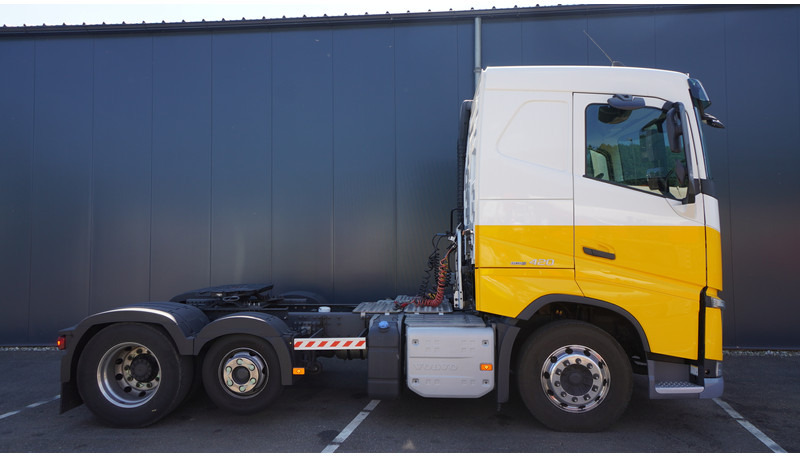Volvo FH420 6X2 ADR EURO 6 - شاحنة جرار: صور 2 Volvo FH420 6X2 ADR EURO 6 - شاحنة جرار: صور 2