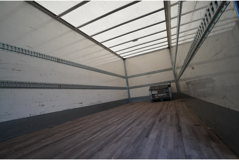 Volvo FL 280 CLOSED BOX BROKEN ENGINE NOT DRIVABLE - بصندوق مغلق شاحنة: صور 4 Volvo FL 280 CLOSED BOX BROKEN ENGINE NOT DRIVABLE - بصندوق مغلق شاحنة: صور 4