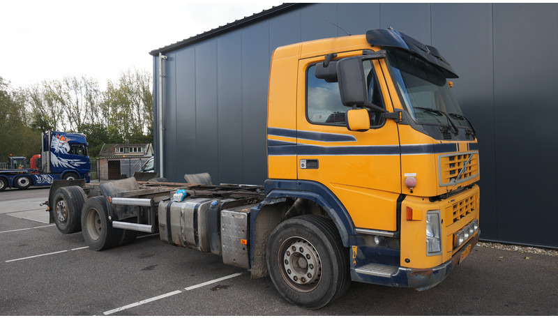 Volvo FM9 340 6X2 CHASSIS EURO 5 480000KM - الشاسيه شاحنة: صور 4 Volvo FM9 340 6X2 CHASSIS EURO 5 480000KM - الشاسيه شاحنة: صور 4