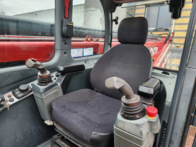 MAGNI RTH5.39S, 39m,8807H, 5000kg, 2016, Airco, Remote, Like new - لودر: صور 3 MAGNI RTH5.39S, 39m,8807H, 5000kg, 2016, Airco, Remote, Like new - لودر: صور 3