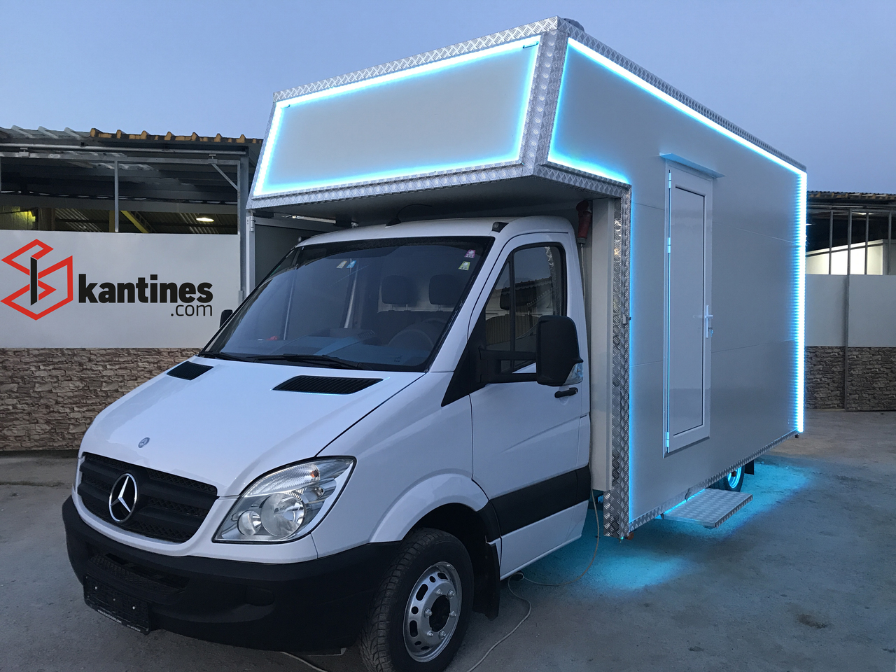 MERCEDES-BENZ 515 CDI - شاحنات طعام: صور 4 MERCEDES-BENZ 515 CDI - شاحنات طعام: صور 4