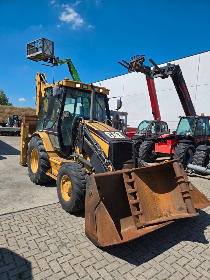 CAT 428D - حفار متعدد الاستخدام: صور 2 CAT 428D - حفار متعدد الاستخدام: صور 2