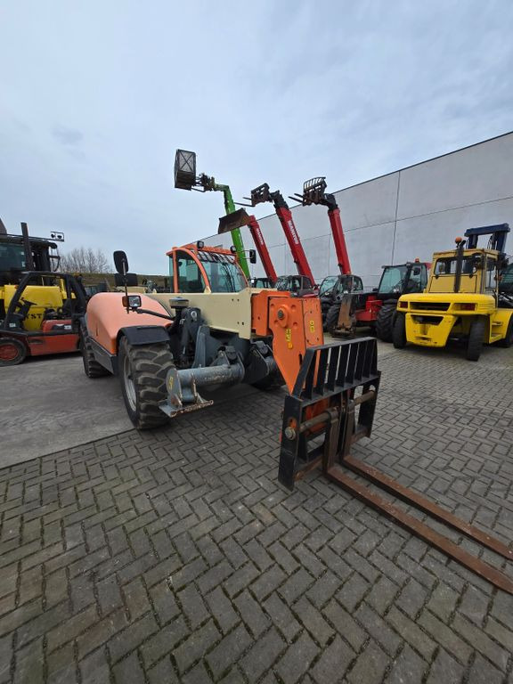 Manitou JLG 3513 - رافعة تلسكوبية: صور 5 Manitou JLG 3513 - رافعة تلسكوبية: صور 5