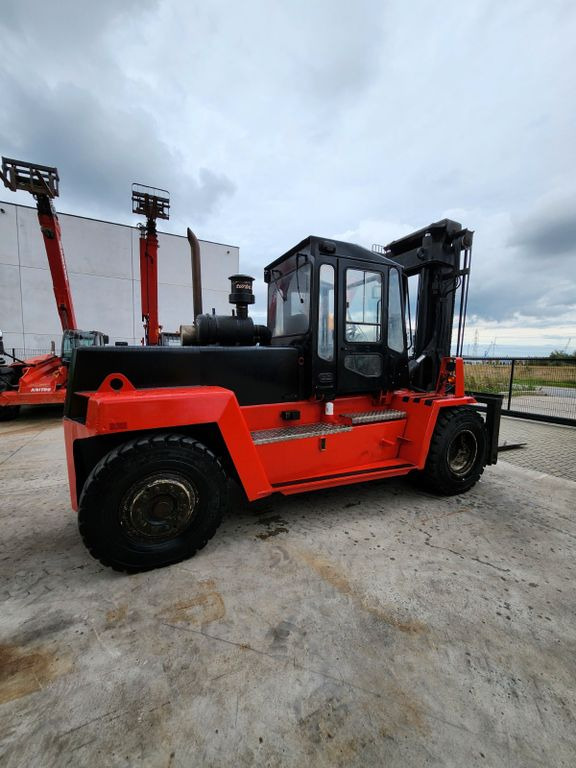 SMV Svetruck 15120 - رافعة شوكية ديزل: صور 5 SMV Svetruck 15120 - رافعة شوكية ديزل: صور 5