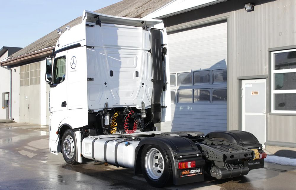 Mercedes-Benz ACTROS 1845 BIG SPACE / LOW DECK/ MEGA Euro 6 ** Salon Polska / SUPER STAN - شاحنة جرار: صور 5 Mercedes-Benz ACTROS 1845 BIG SPACE / LOW DECK/ MEGA Euro 6 ** Salon Polska / SUPER STAN - شاحنة جرار: صور 5