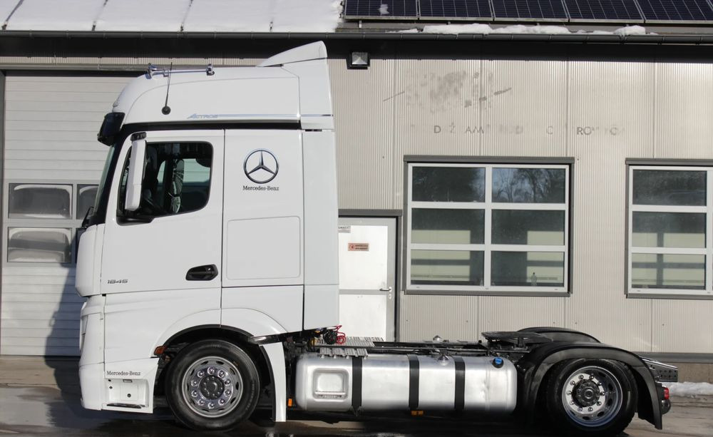 Mercedes-Benz ACTROS 1845 BIG SPACE / LOW DECK/ MEGA Euro 6 ** Salon Polska / SUPER STAN - شاحنة جرار: صور 3 Mercedes-Benz ACTROS 1845 BIG SPACE / LOW DECK/ MEGA Euro 6 ** Salon Polska / SUPER STAN - شاحنة جرار: صور 3