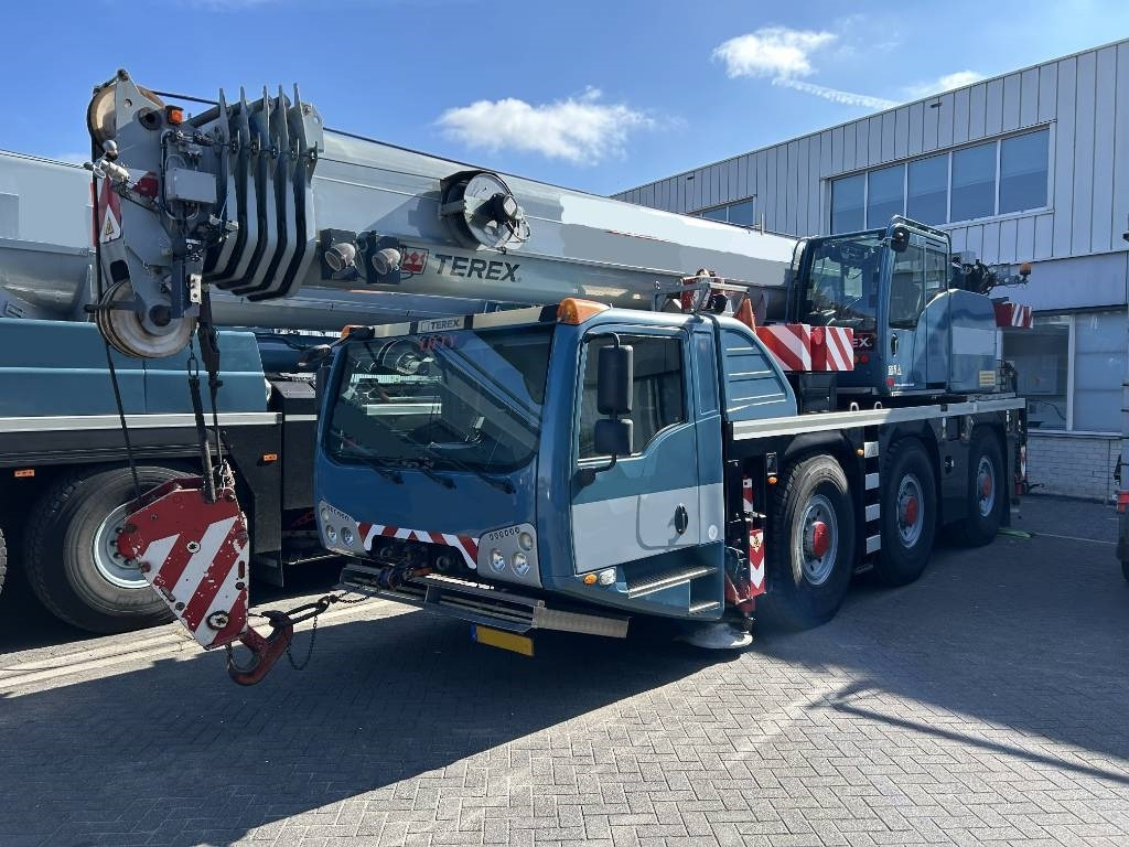 Terex Challenger 3160 - رافعة لجميع التضاريس: صور 1 Terex Challenger 3160 - رافعة لجميع التضاريس: صور 1