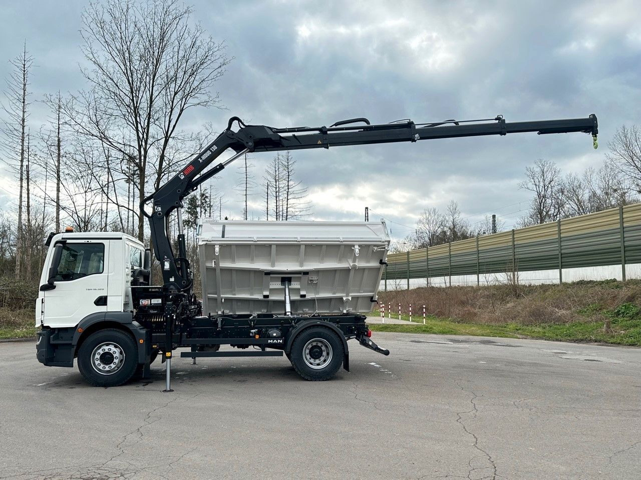 قلابات, شاحنة كرين MAN TGM 18.320 4x2 Euro6e  Hiab X-HiDuo 138DS-3: صور 15