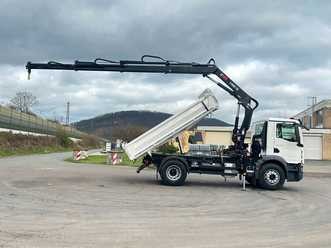 قلابات, شاحنة كرين MAN TGM 18.320 4x2 Euro6e  Hiab X-HiDuo 138DS-3: صور 11