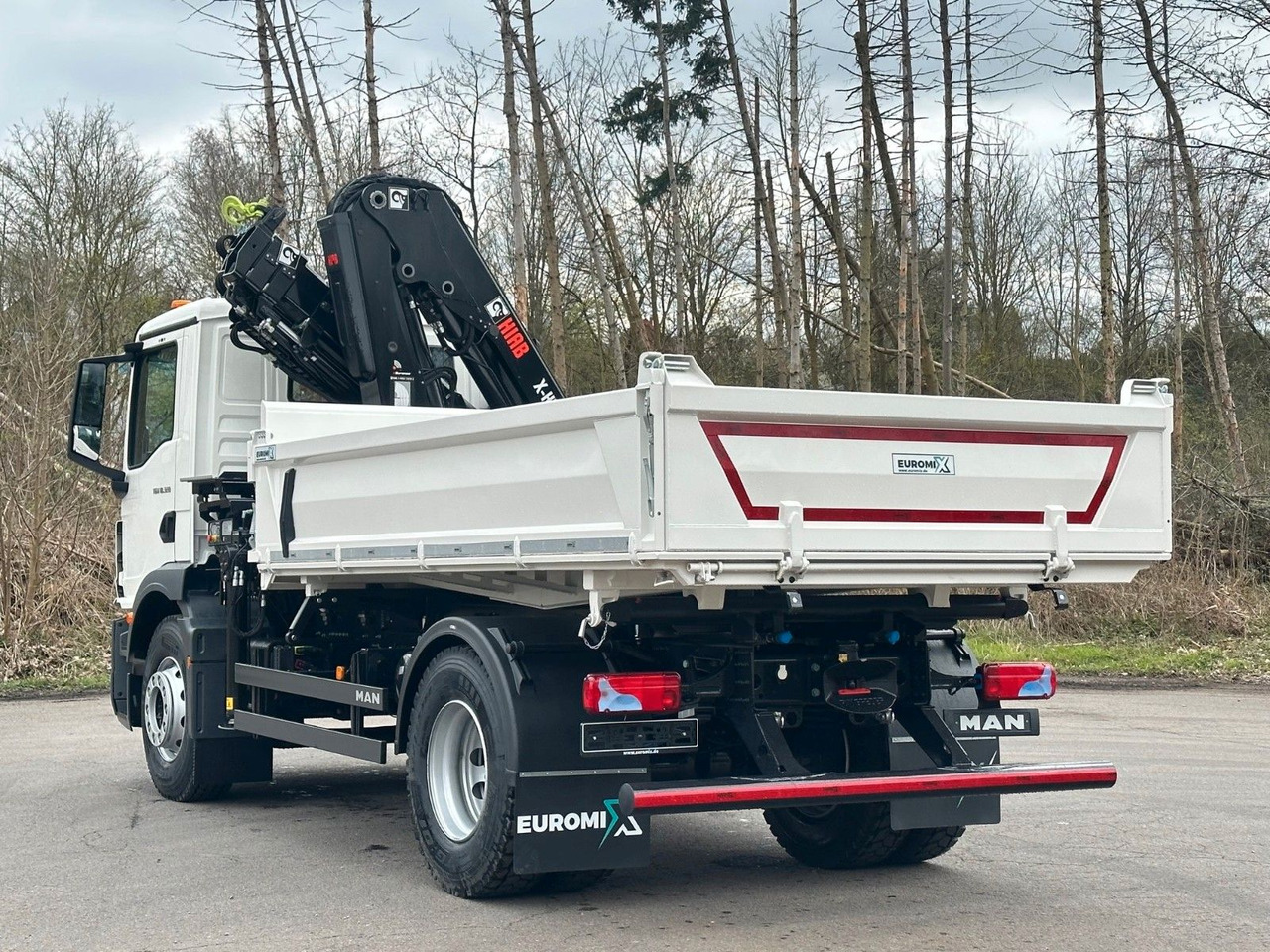 MAN TGM 18.320 4x2 Euro6e Hiab X-HiDuo 138DS-3 - شاحنة كرين: صور 4 MAN TGM 18.320 4x2 Euro6e Hiab X-HiDuo 138DS-3 - شاحنة كرين: صور 4