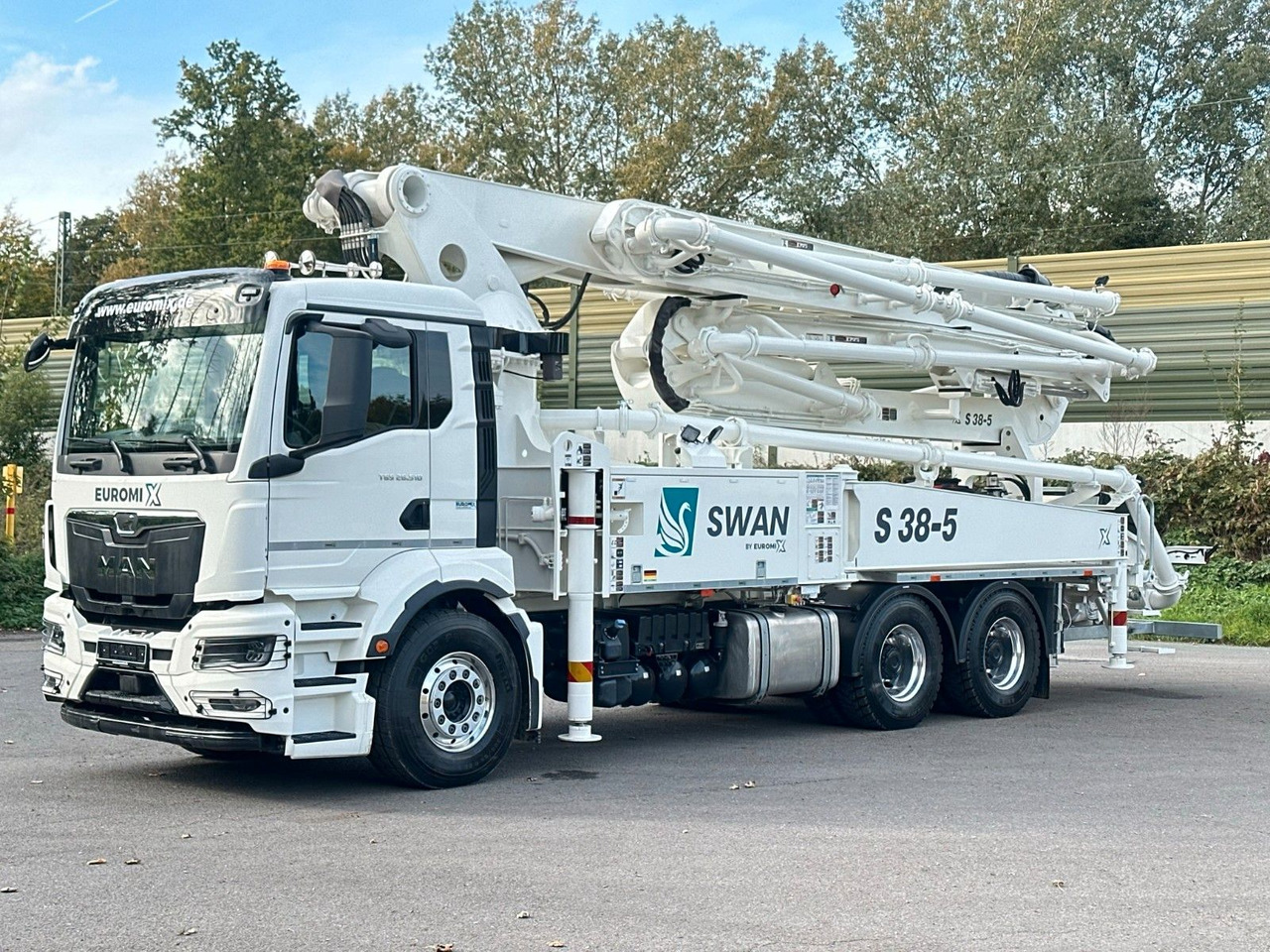 MAN TGS 26.510 6x4 SWAN TSP 38-5 160RZ ( 38m ) - شاحنة خلاطة خرسانة: صور 3 MAN TGS 26.510 6x4 SWAN TSP 38-5 160RZ ( 38m ) - شاحنة خلاطة خرسانة: صور 3
