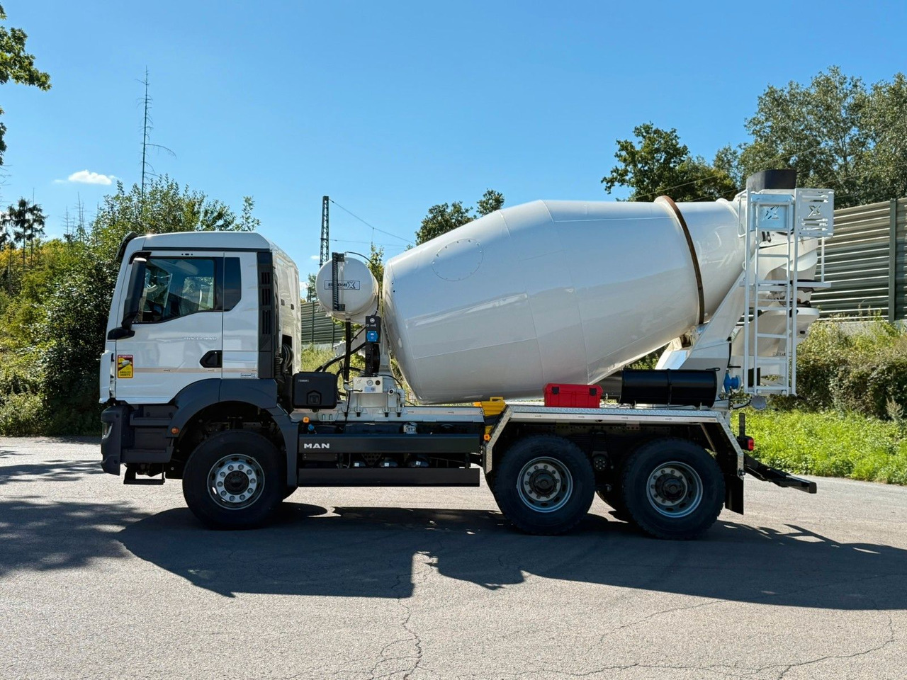 MAN TGS 33.440 / 6X4 Euro6e Euromix MTP EM 7 L - شاحنة خلاطة خرسانة: صور 4 MAN TGS 33.440 / 6X4 Euro6e Euromix MTP EM 7 L - شاحنة خلاطة خرسانة: صور 4
