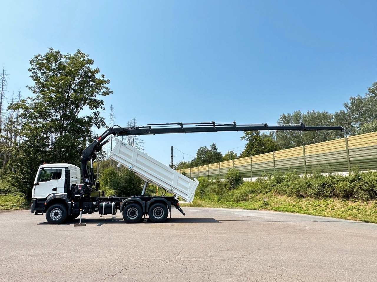 MAN TGS 33.440 6x4 /3-Seiten- Kipper / HIAB 228-6 - قلابات, شاحنة كرين: صور 5 MAN TGS 33.440 6x4 /3-Seiten- Kipper / HIAB 228-6 - قلابات, شاحنة كرين: صور 5