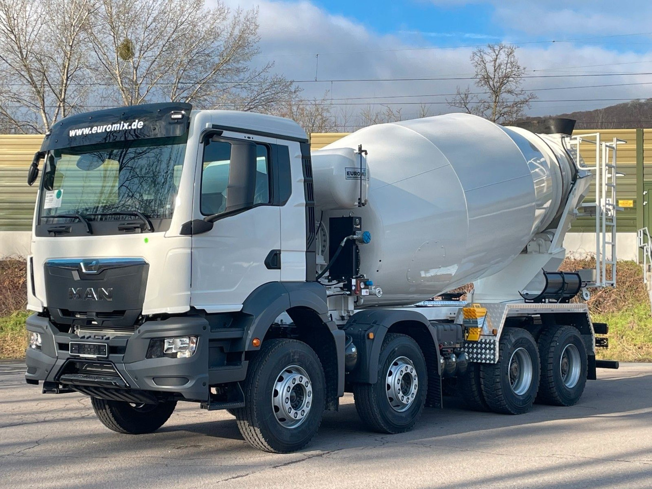 MAN TGS 41.400 8x4 / EuromixMTP EM 12m³ R / EURO 2 - شاحنة خلاطة خرسانة: صور 3 MAN TGS 41.400 8x4 / EuromixMTP EM 12m³ R / EURO 2 - شاحنة خلاطة خرسانة: صور 3