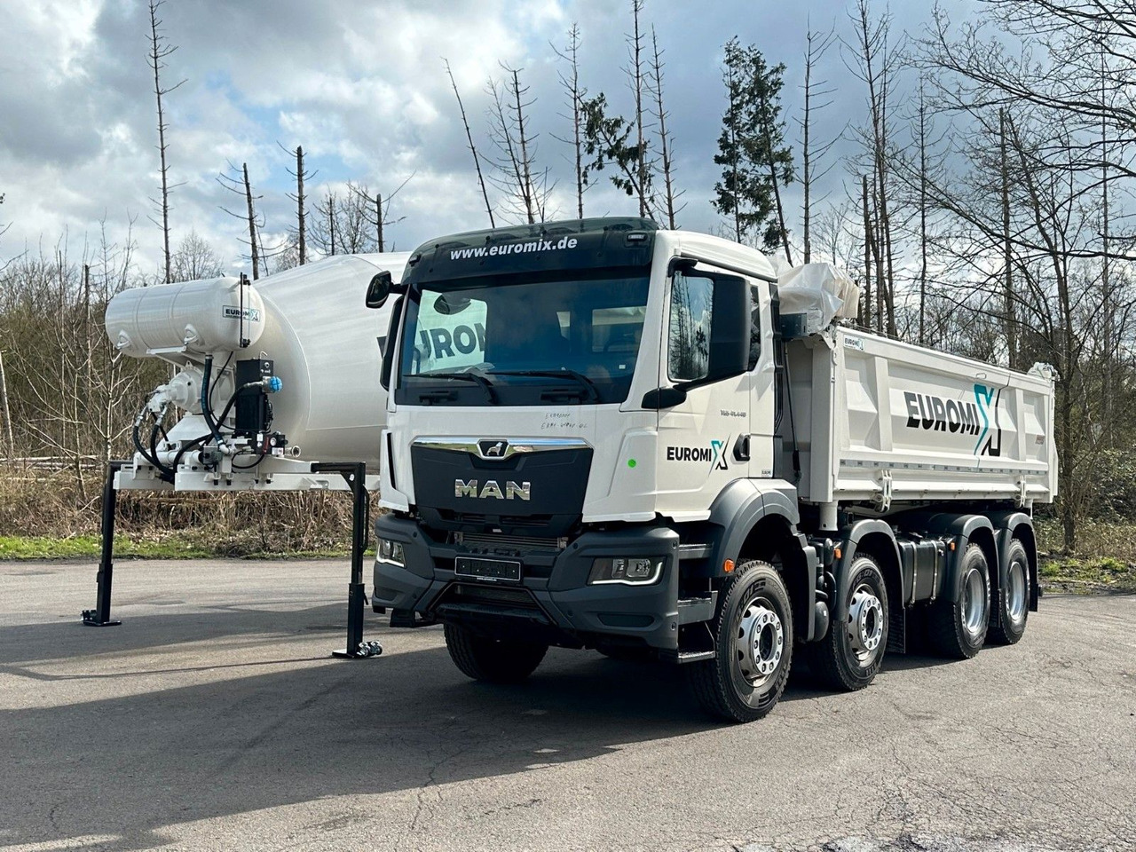 MAN TGS 41.440 8x4 WECHSELSYSTEM KIPPER+MISCHER - شاحنة خلاطة خرسانة: صور 3 MAN TGS 41.440 8x4 WECHSELSYSTEM KIPPER+MISCHER - شاحنة خلاطة خرسانة: صور 3