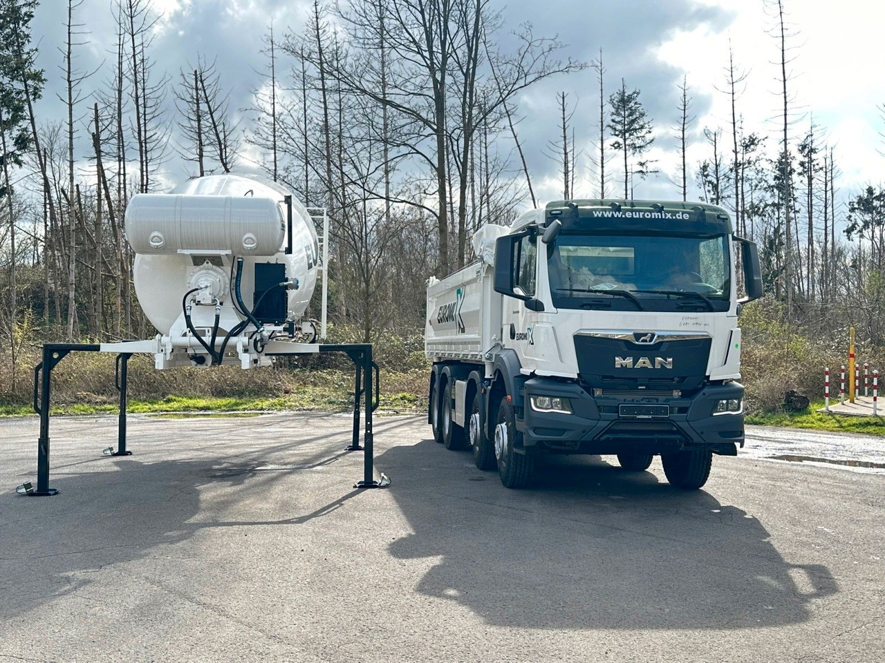 MAN TGS 41.440 8x4 WECHSELSYSTEM KIPPER+MISCHER - قلابات: صور 4 MAN TGS 41.440 8x4 WECHSELSYSTEM KIPPER+MISCHER - قلابات: صور 4