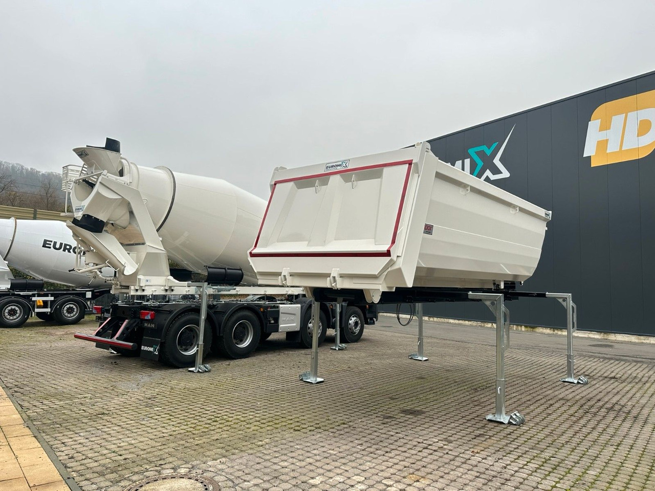 MAN TGS 41.480 8x4 WECHSELSYSTEM KIPPER+MISCHER - شاحنة خلاطة خرسانة: صور 5 MAN TGS 41.480 8x4 WECHSELSYSTEM KIPPER+MISCHER - شاحنة خلاطة خرسانة: صور 5