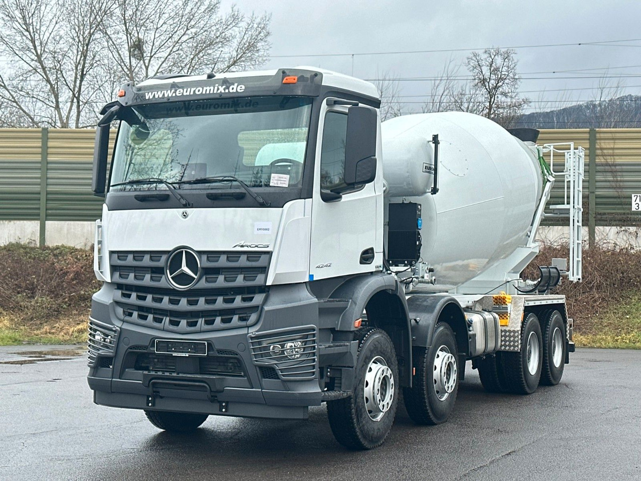 Mercedes-Benz AROCS 5 4242 8x4 Euro5 EuromixMTP EM 12m R - شاحنة خلاطة خرسانة: صور 2 Mercedes-Benz AROCS 5 4242 8x4 Euro5 EuromixMTP EM 12m R - شاحنة خلاطة خرسانة: صور 2