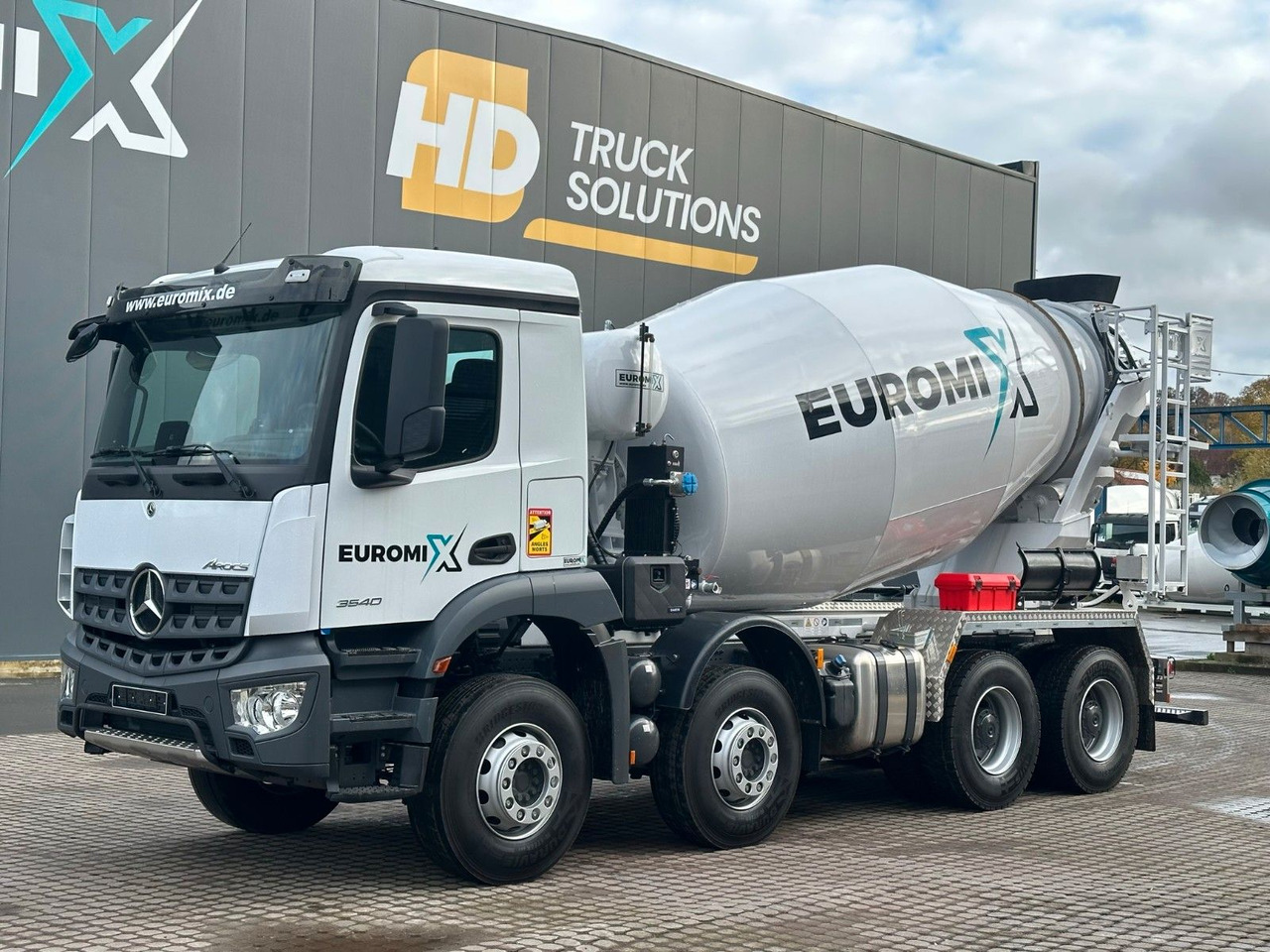 شاحنة خلاطة خرسانة Mercedes-Benz Arocs  5  3540 8x4 EURO 6e EuromixMTP EM 9 L Mercedes-Benz Arocs  5  3540 8x4 EURO 6e EuromixMTP EM 9 L: صور 1
