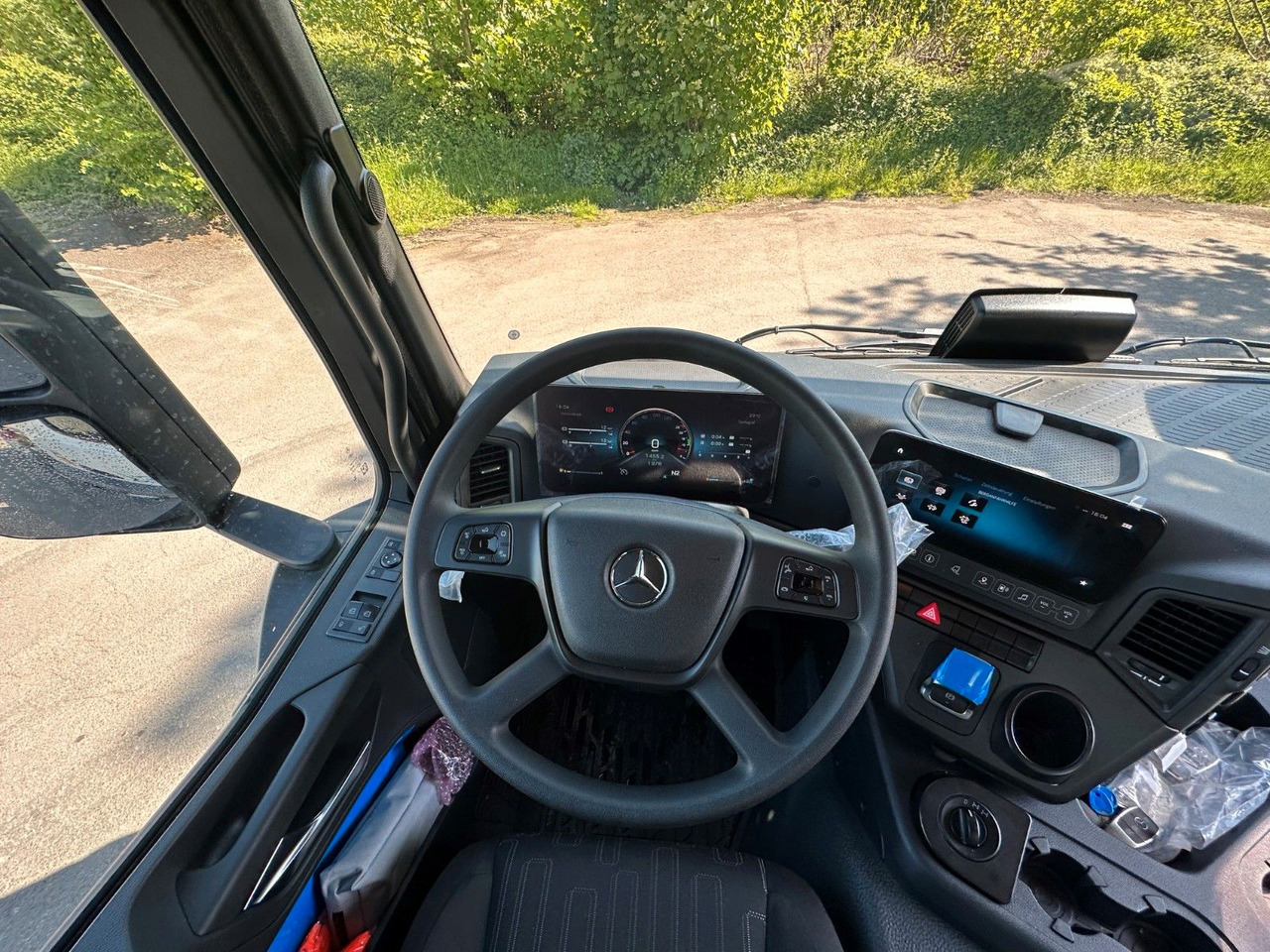 تأجير  Mercedes-Benz Arocs  5  3540 8x4 EURO 6e EuromixMTP EM 9  L Mercedes-Benz Arocs  5  3540 8x4 EURO 6e EuromixMTP EM 9  L: صور 16