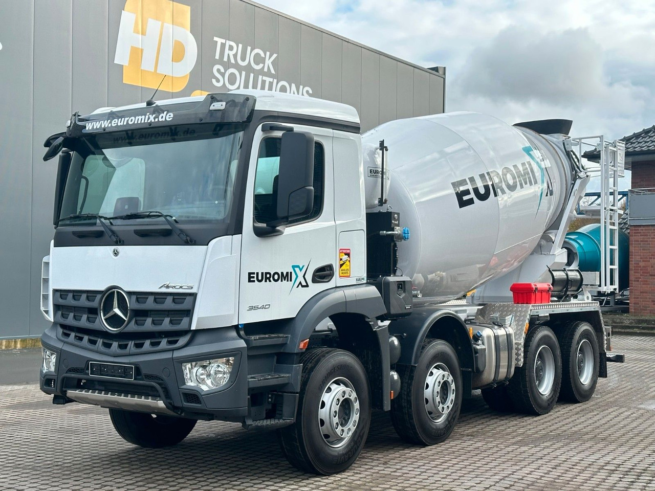 Mercedes-Benz Arocs 5 3540 8x4 EURO 6e EuromixMTP EM 9 L - شاحنة خلاطة خرسانة: صور 1 Mercedes-Benz Arocs 5 3540 8x4 EURO 6e EuromixMTP EM 9 L - شاحنة خلاطة خرسانة: صور 1