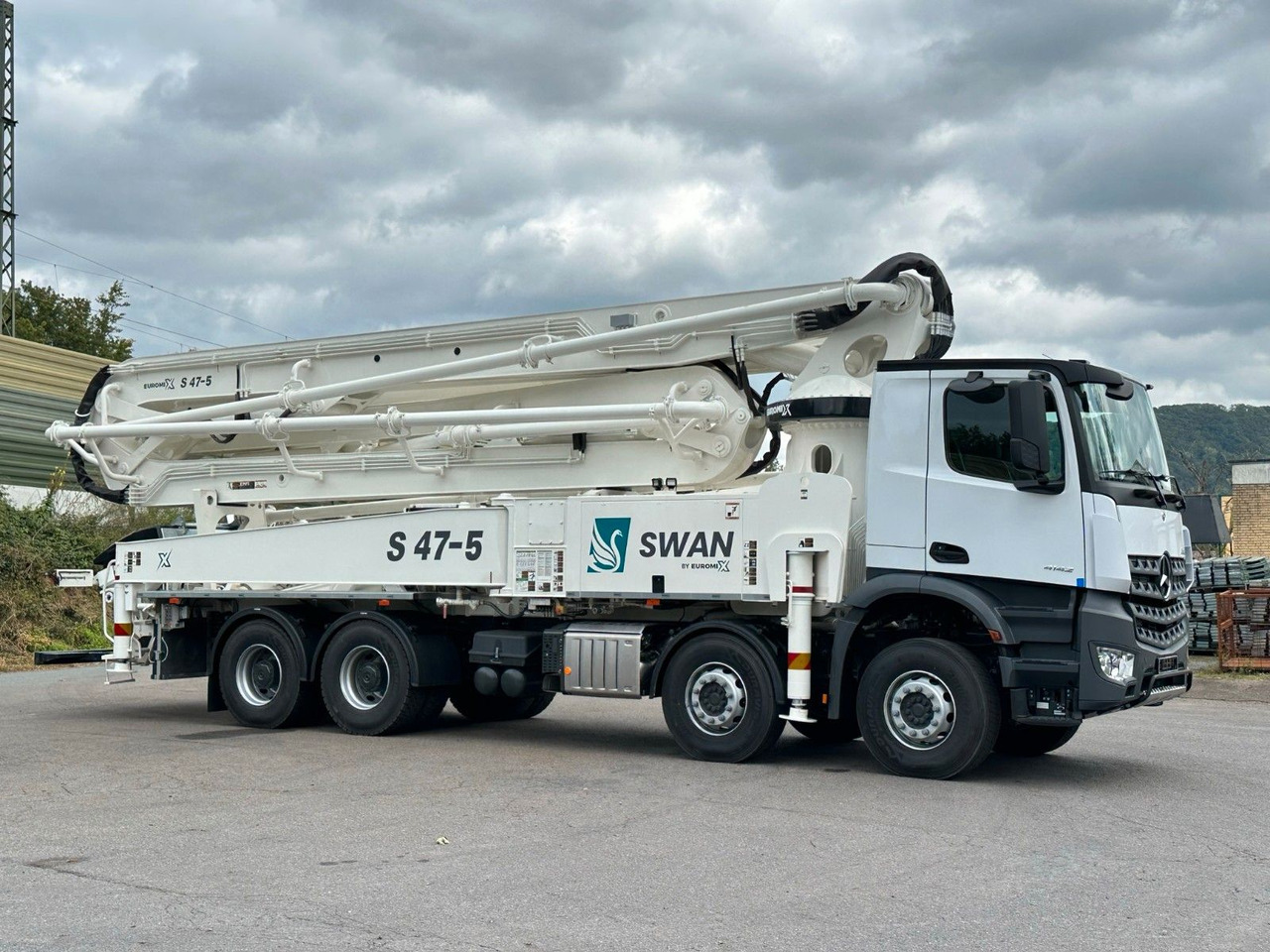 شاحنة خلاطة خرسانة Mercedes-Benz Arocs 5 4142  8x4 SWAN TSP 47-5 160RZ ( 47m ): صور 10