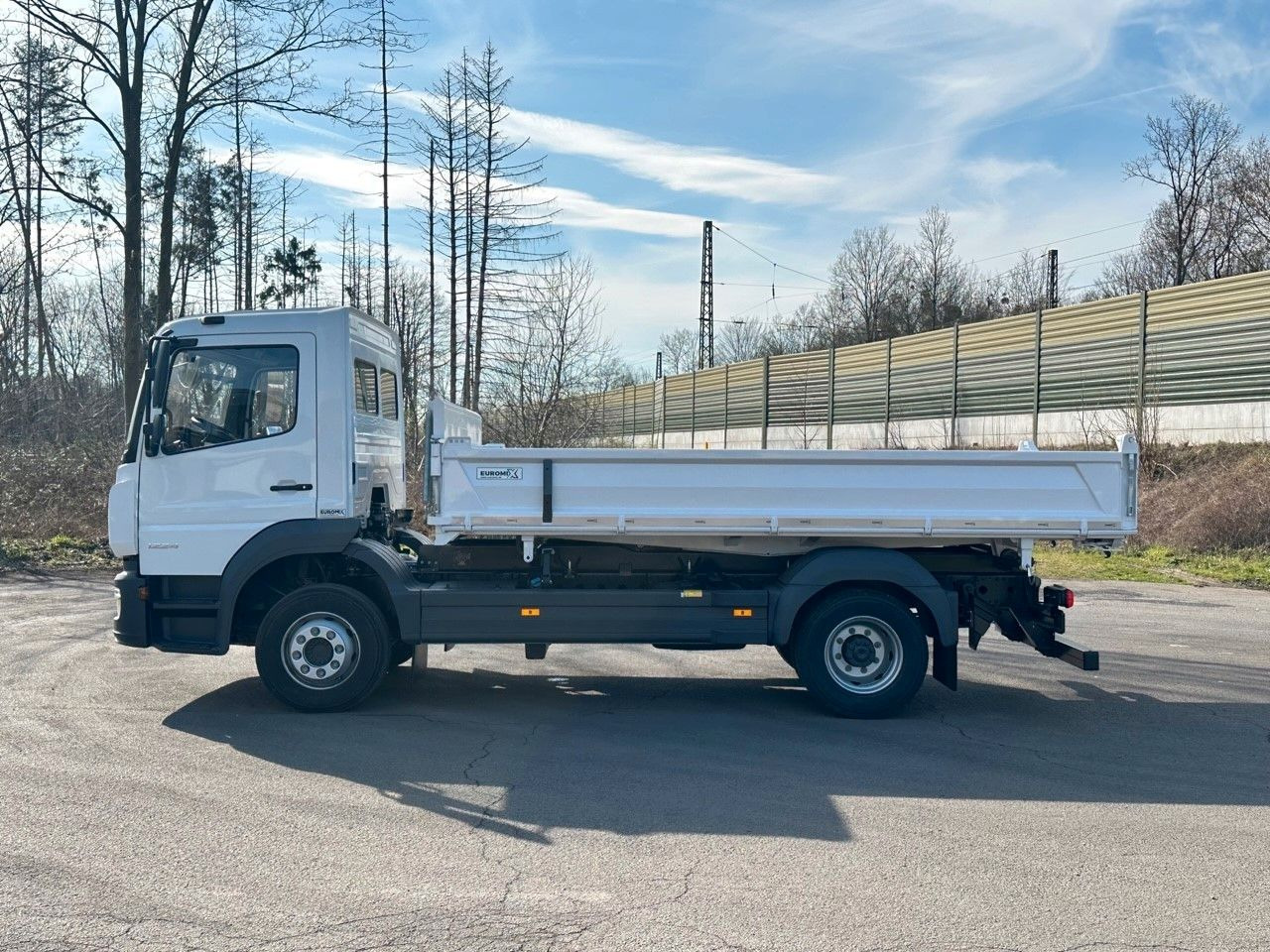 Mercedes-Benz Atego 1224 K EuromixMTP 3-Seiten-Kipper - قلابات: صور 3 Mercedes-Benz Atego 1224 K EuromixMTP 3-Seiten-Kipper - قلابات: صور 3