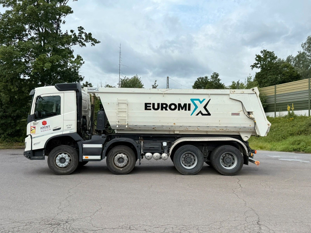 Volvo FMX 430 8X4 EuromixMTP 16m³ Hydraulische Klappe - قلابات: صور 3 Volvo FMX 430 8X4 EuromixMTP 16m³ Hydraulische Klappe - قلابات: صور 3