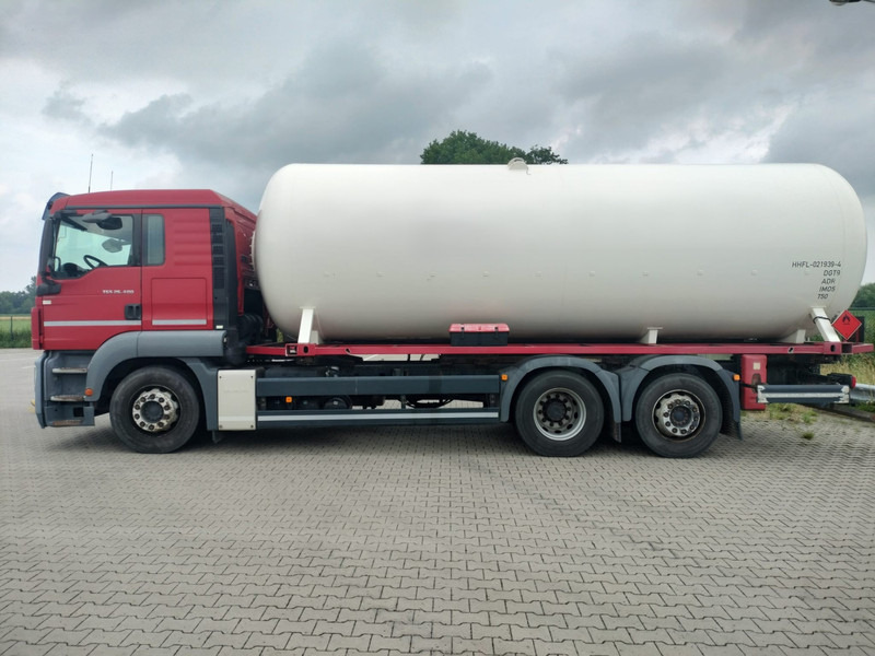 MAN TGS 26.400 6x2-4 LL -26900 L Gas tank truck -Gas, Gaz, LPG, GPL, Propane, Butane tank, Gastank ID 2.168 Rootselaar, flowmeter, pump - شاحنة صهريج: صور 4 MAN TGS 26.400 6x2-4 LL -26900 L Gas tank truck -Gas, Gaz, LPG, GPL, Propane, Butane tank, Gastank ID 2.168 Rootselaar, flowmeter, pump - شاحنة صهريج: صور 4