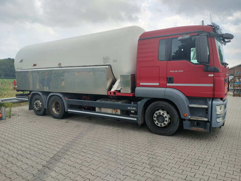 MAN TGS 26.400 6x2-4 LL -26900 L Gas tank truck -Gas, Gaz, LPG, GPL, Propane, Butane tank, Gastank ID 2.168 Rootselaar, flowmeter, pump - شاحنة صهريج: صور 1 MAN TGS 26.400 6x2-4 LL -26900 L Gas tank truck -Gas, Gaz, LPG, GPL, Propane, Butane tank, Gastank ID 2.168 Rootselaar, flowmeter, pump - شاحنة صهريج: صور 1
