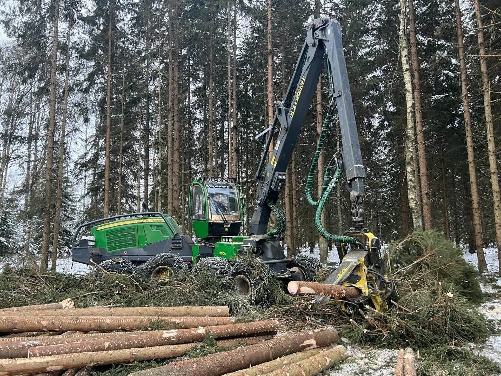 الحصادات John Deere 1170G: صور 17