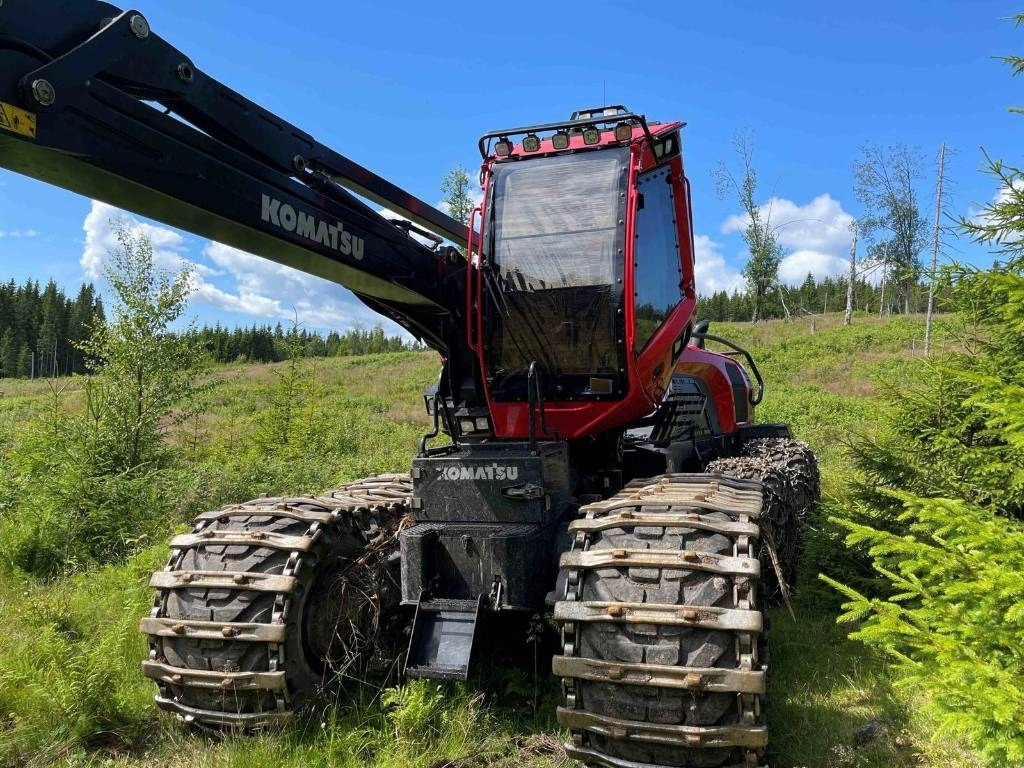 Komatsu 931 XC - الحصادات: صور 4 Komatsu 931 XC - الحصادات: صور 4