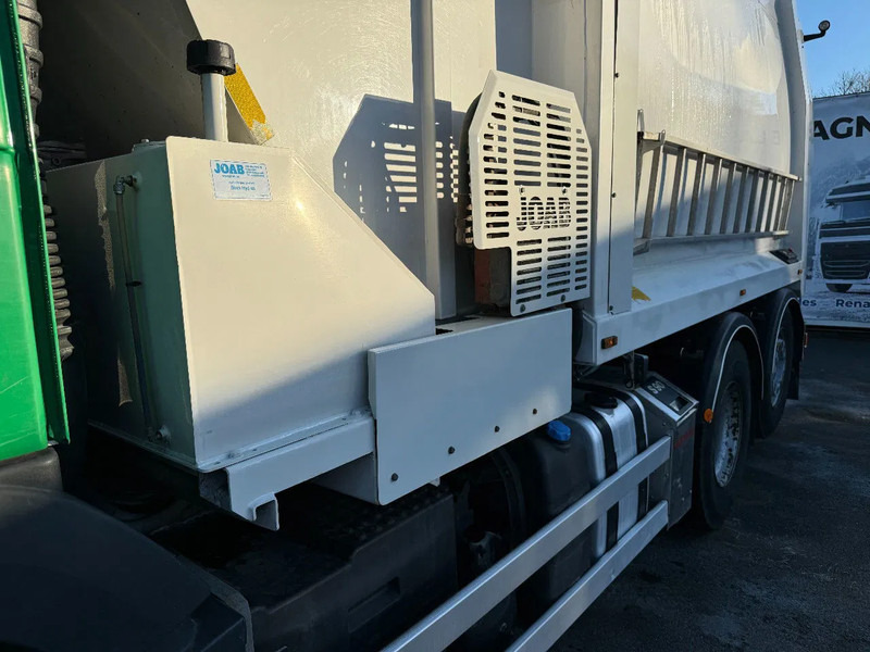 Volvo FM 330 RHD, 2-compart, & tipper, 2014 - شاحنة القمامة: صور 3 Volvo FM 330 RHD, 2-compart, & tipper, 2014 - شاحنة القمامة: صور 3