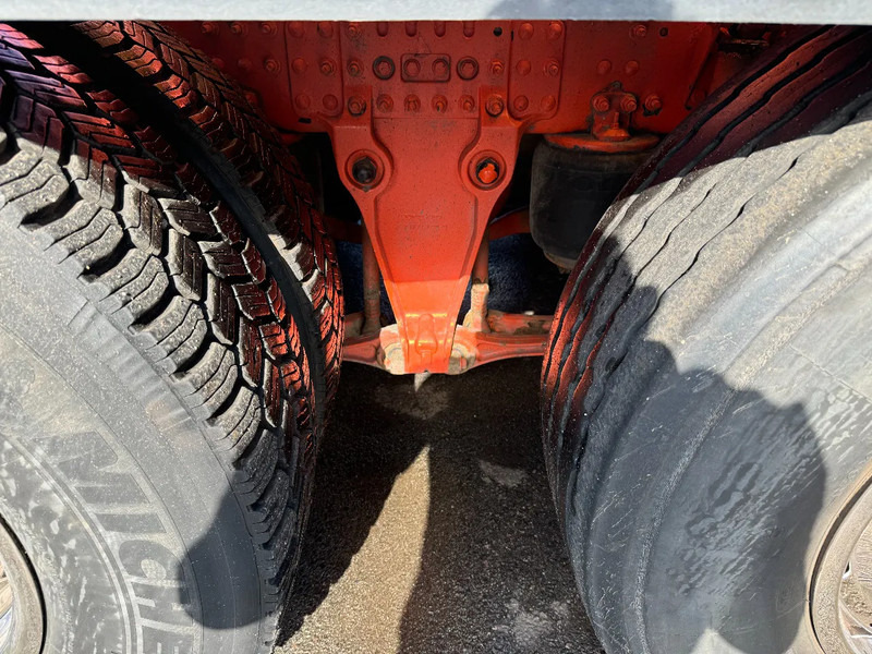 Volvo FMX 450 Combi Vacuum/Pressure 14m3 (1,5 + 12,5m3), 2017 - فراغ شاحنة: صور 5 Volvo FMX 450 Combi Vacuum/Pressure 14m3 (1,5 + 12,5m3), 2017 - فراغ شاحنة: صور 5