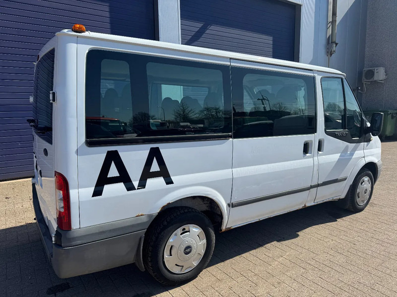 Ford **9PLACES-9SEATS** - صغيرة, ميكروباص: صور 4 Ford **9PLACES-9SEATS** - صغيرة, ميكروباص: صور 4